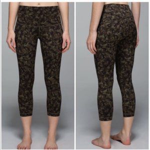 Lululemon Wunder Under Crop Rolldown Mystic Jungle
